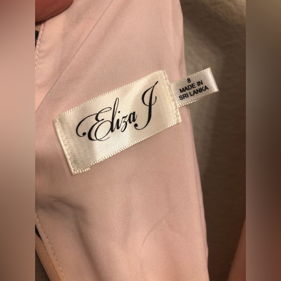 ✨ELIZA J FLORAL CHIFFON SLEEVELESS MAXI PROM DRESS SIZE 8 COLOR: BLUSH🌸 - Picture 8 of 11